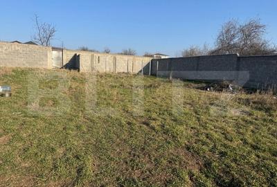 Teren Construcții intravilan de 500 mp, în Cârcea - 2