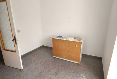 Apartament cu 3 camere decomandat în Călărași - 4