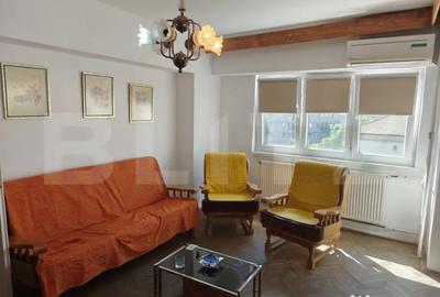 Apartament cu 4 camere decomandat în Dacia - 13