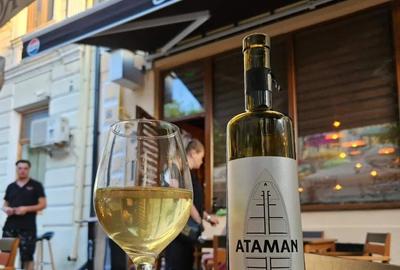 Spațiu comercial, de 150 mp, în Republicii - 4