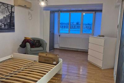 Garsonieră semidecomandată în Sala Palatului - 1