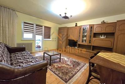 Apartament cu 3 camere decomandat în Nufărul - 4