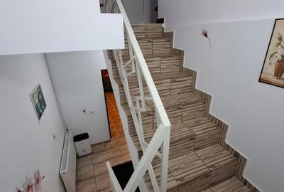 Casă cu 5 camere cu Teren 157 Mp în Central - 8