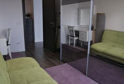 Apartament cu 3 camere decomandat în Zona industrială - 2