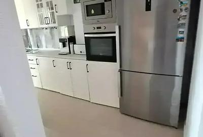 Inchiriez apartament 2 camere, zona Pacii