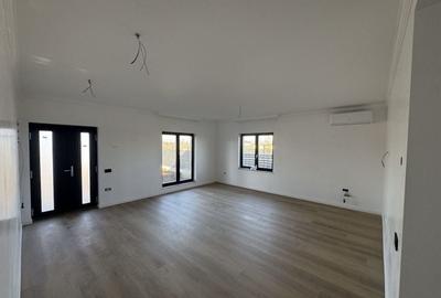 Casă cu 3 camere în Central - 1