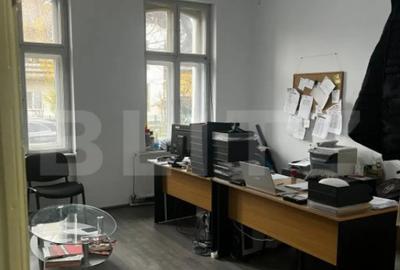 Casă cu 5 camere cu Teren 720 Mp în Ștefan cel Mare