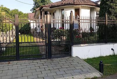 Casă cu Teren 1400 Mp în Central - 3