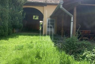 Casă în centrul Cisnădioarei cu 243mp de locuit și teren de 936mp - 9