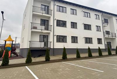 Garsonieră decomandată în Ipotești - 1