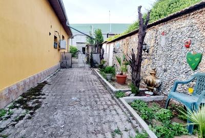 Casa parter cu teren de 1400 mp in Bariera Valcii aproape de drumul expres - 6