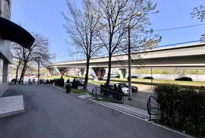 Apartament cu 3 camere semidecomandat, mobilat în Văcăresti - 17