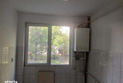 Apartament cu 3 camere semidecomandat în Săsar - 1
