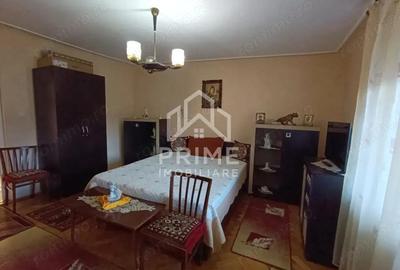 Casă cu 4 camere cu Teren 632 Mp în Central - 11