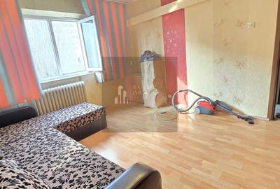 Apartament cu 2 camere semidecomandat, mobilat în Berceni