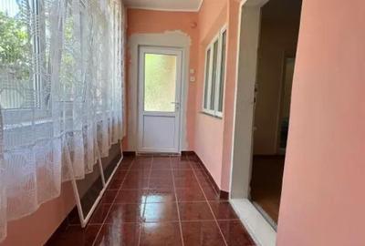 Casă cu 4 camere cu Canalizare în Buzaului - 14