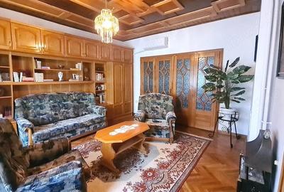 Casă cu 6 camere cu Teren 511 Mp în Central - 8