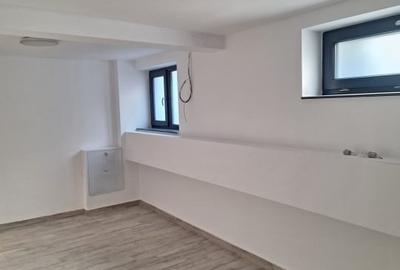 Inchiriere casa noua cu etaj si mansarda, 164 mp., Semicentral Gara - 3