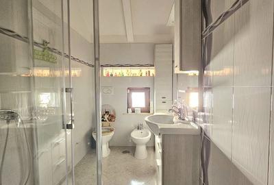 Casă cu 6 camere cu Canalizare în Nord-Est - 6