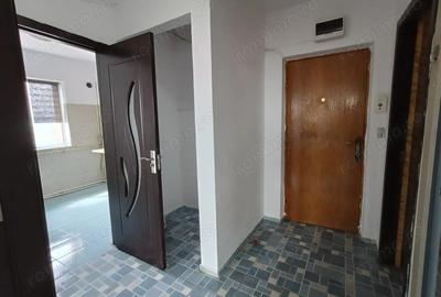 Apartament 2 camere decomandat pe Nicolae Balcescu Buzau etaj 9 din 9 - 2