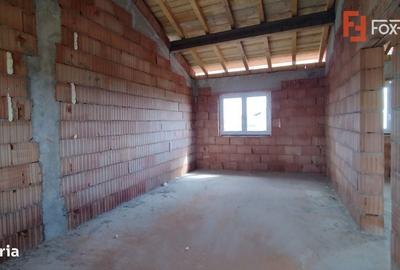 Casă cu 4 camere în Exterior Est - 11