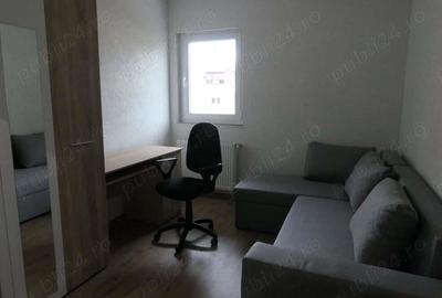 Apartament cu 3 camere decomandat în Central - 2