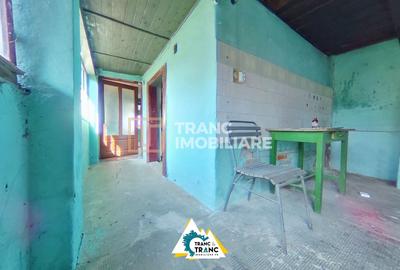 Casă cu 3 camere cu Canalizare în Buteni - 8