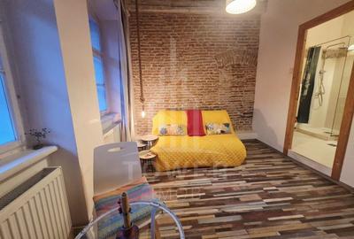 Apartament cu 2 camere decomandat în Ultracentral - 2