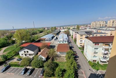 Garsonieră semidecomandată, mobilată în 9 Mai - 13