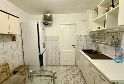 COMISION 0% - Inel 1- Apartament 3 camere, decomandat, cu gaze - 11