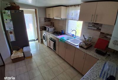 Casă cu 5 camere cu Teren 400 Mp în Tătărași - 11
