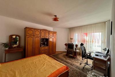 Apartament cu 2 camere decomandat în Central - 9