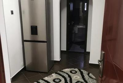 Etaj intermediar 2 Camere Decomandat Mobilat Bloc 1984 zona Nicolina - 1