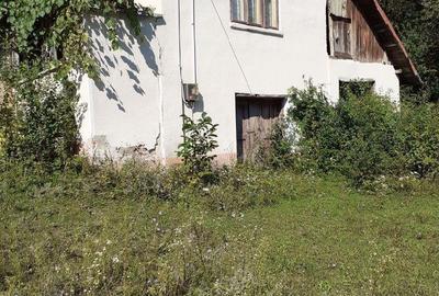 Casă cu 2 camere cu Teren 3100 Mp în Bunești (Mălureni) - 1