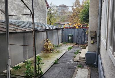 Casă cu 4 camere cu Teren 250 Mp în Calea București - 8