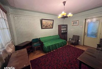 Apartament cu 3 camere decomandat în 1 Mai - 2