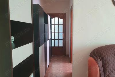 Inchiriere apartament 2 dormitoare - 3