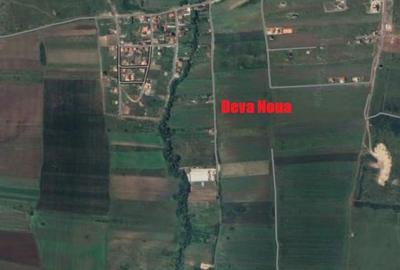 Teren de 7100 mp, în Central