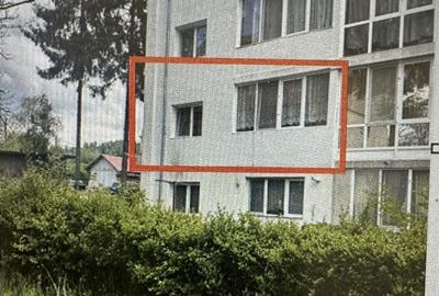 Apartament cu 2 camere decomandat în Petros