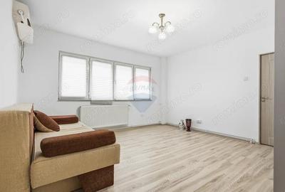 Apartament cu 3 camere de vanzare in zona Palat - 3