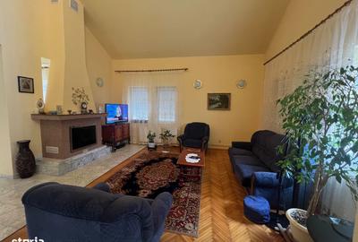 Casă cu 9 camere decomandat cu Teren 3000 Mp în Vladimirescu - 10