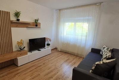 Apartament cu 2 camere decomandat în Răcădău