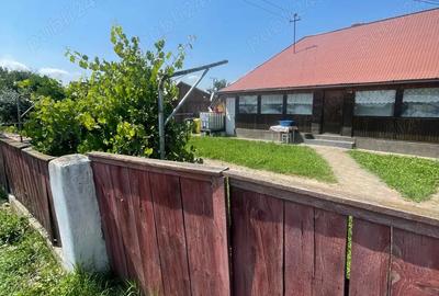 Casă cu 2 camere în Dărmănești - 2