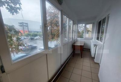 Apartament 3 camere, 68 mp, zona Stadion - 1