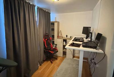 Apartament 3 camere Zona 9 Mai, Aleea Teilor - 3