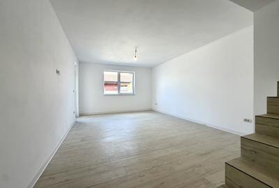 Duplex cu 4 camere cu Canalizare în Dumbrăvița - 3