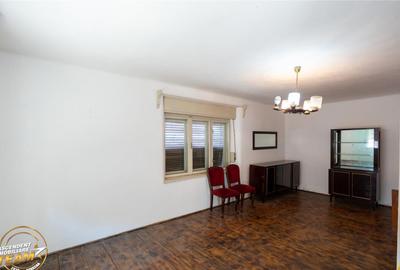 FILM!Doua case traditionale,pe domeniu cu peste 5.000mp tere - 6