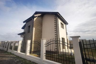 Vila pentru locuit , nou construita - 4