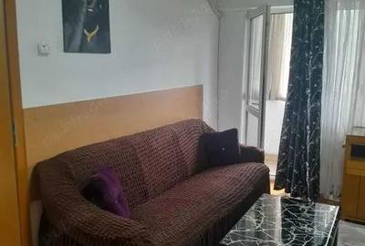 Garsoniera stefan cel mare-metrou la scara blocului - 2