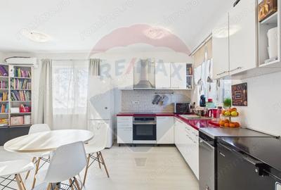 Casă cu 4 camere cu Teren 522 Mp în Central - 2